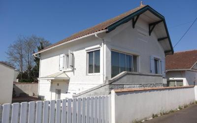 Maison de Vacances (6 Adultes)