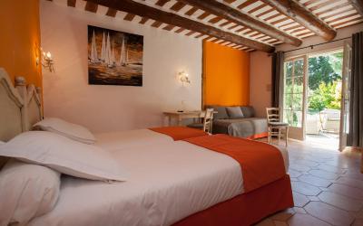 Chambre Lits Jumeaux Camarguaise Chambre Lits Jumeaux Camarguaise