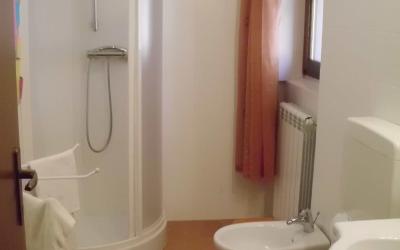 Camera Matrimoniale con Servizi Igienici Privati Esterni 