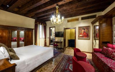 Junior Suite con Vista Canale Junior Suite con Vista Canale