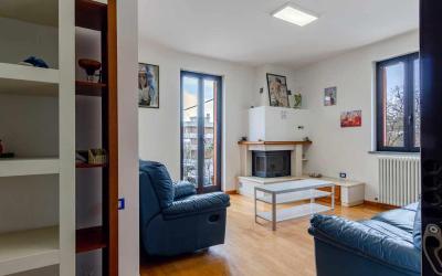 Appartamento con 3 Camere da Letto