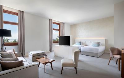 Camera Familiare Premium con 2 Letti Singoli