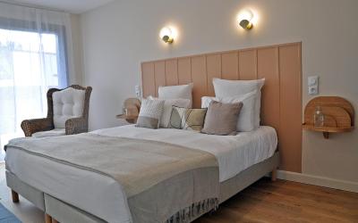 Chambre Double - Accessible aux Personnes u00e0 Mobilitu00e9 Ru00e9duite Chambre Double - Accessible aux Personnes u00e0 Mobilitu00e9 Ru00e9duite