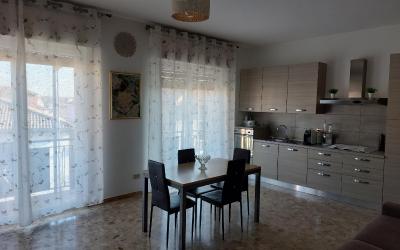 Appartamento con 2 Camere da Letto