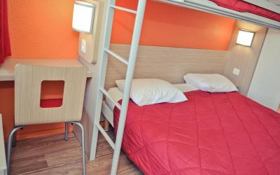 Chambre 1u00a0Lit Double et 1u00a0Lit Simple Essentiel Plus