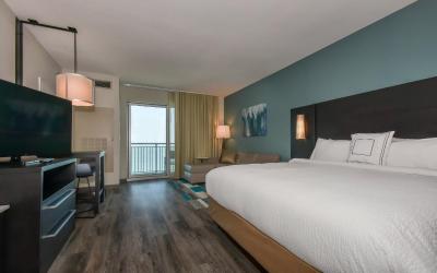 Oceanfront Executive King Studio Suite with Sofa Bed