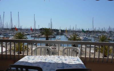 Appartement (4 Adultes) Appartement (4 Adultes)