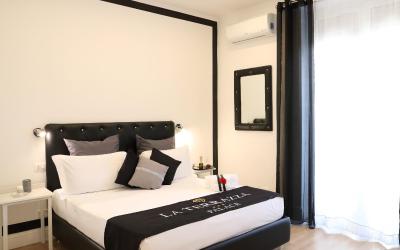 Camera Tripla Classic