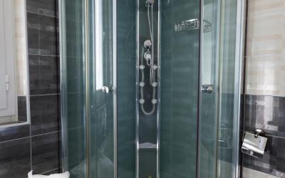 Camera Superior Matrimoniale/Doppia con Letti Singoli con Vista Mare