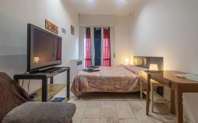 Camera Matrimoniale con Bagno Privato Esterno e Balcone