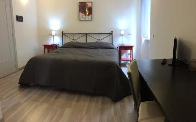 Camera Matrimoniale con Letto Supplementare