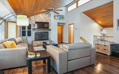 Three-Bedroom Holiday Home 