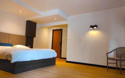 Chambre Lit King-Size Supu00e9rieure Chambre Lit King-Size Supu00e9rieure