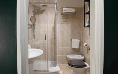 Camera Superior Matrimoniale/Doppia con Letti Singoli con Vista Montagna