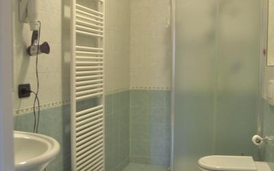 Camera Budget Doppia con Letti Singoli