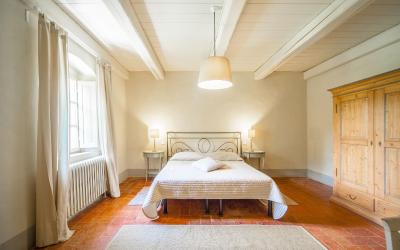 Camera Quadrupla Superior