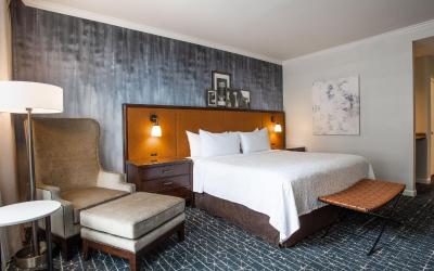 Newly Renovated, Executive Suite, 1 King, High floor