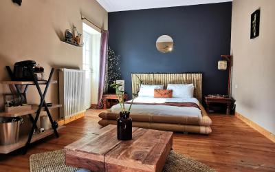 Chambre Lit Queen-Size avec Balcon