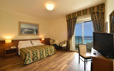 Camera Matrimoniale con Vista Mare 