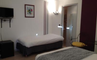 Chambre Triple avec Terrasse