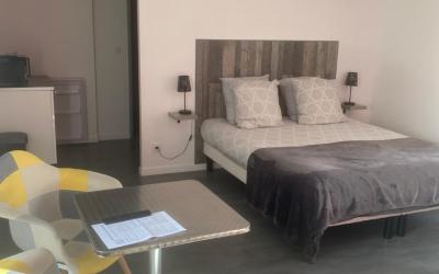 Chambre Double ou Lits Jumeaux Supu00e9rieure Chambre Double ou Lits Jumeaux Supu00e9rieure