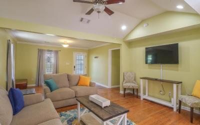 Three-Bedroom Holiday Home 