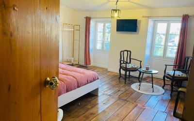 Chambre Double avec Salle de Bains Commune