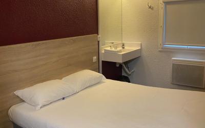 Chambre Double avec Salle de Bains Commune