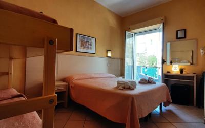 Camera Quadrupla con Balcone