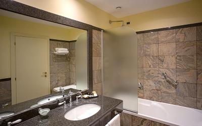 Camera Quadrupla Deluxe