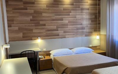 Camera Familiare (2 Adulti + 2 Bambini)