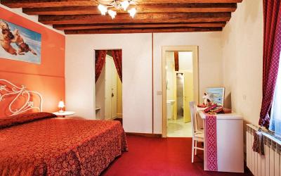 Camera Quadrupla Economy con Bagno Privato