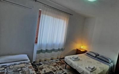 Camera Matrimoniale con Letto Supplementare