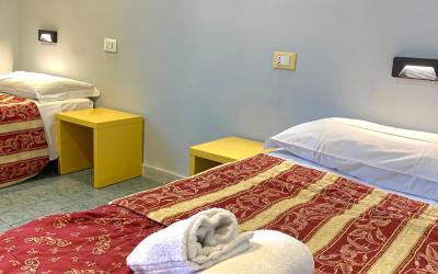 Camera Quadrupla Comfort 