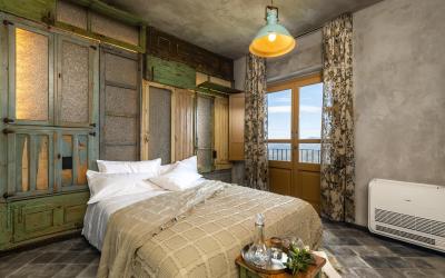 Camera Superior Matrimoniale/Doppia con Letti Singoli con Vista Montagna