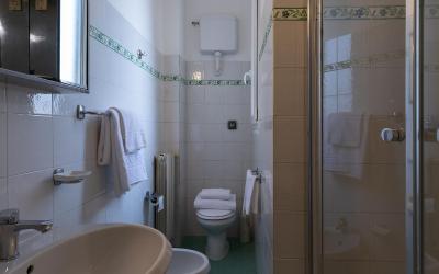 Camera Matrimoniale/Doppia con Letti Singoli con Balcone 