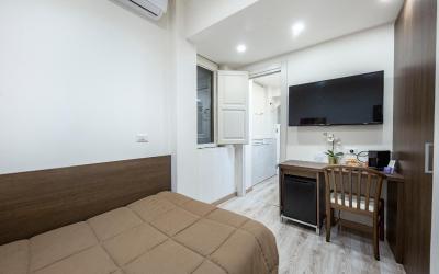 Camera Singola con Bagno Privato