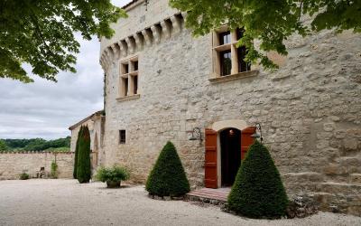 Chu00e2teau 3 Chambres (13 Adultes) Chu00e2teau 3 Chambres (13 Adultes)