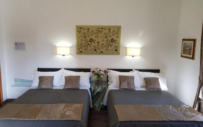 Camera con 2 Letti Queen-Size