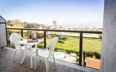 Camera Matrimoniale/Doppia con Letti Singoli con Balcone e Vista Mare