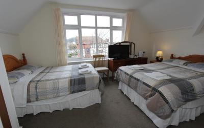 Family Room (2 Adults + 2 Children) - Second Floor