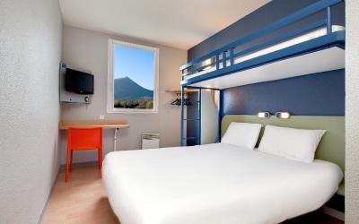 Chambre Double avec Lit Superposu00e9