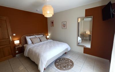 Chambre Double - Vue sur Piscine