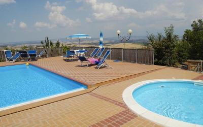 Appartamento con 3 Camere da Letto