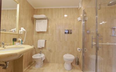 Camera Matrimoniale/Doppia con Letti Singoli - Accesso Disabili