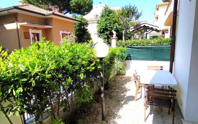 Appartamento con 2 Camere da Letto Appartamento con 2 Camere da Letto