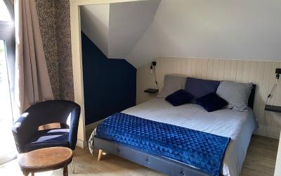 Chambre Lit Queen-Size - Vue sur Jardin