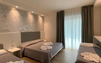 Camera Quadrupla Superior con Terrazza