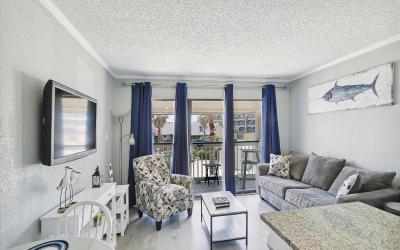 One-Bedroom Holiday Home