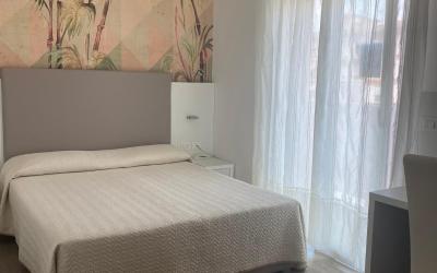 Camera Familiare con Vista Mare Laterale